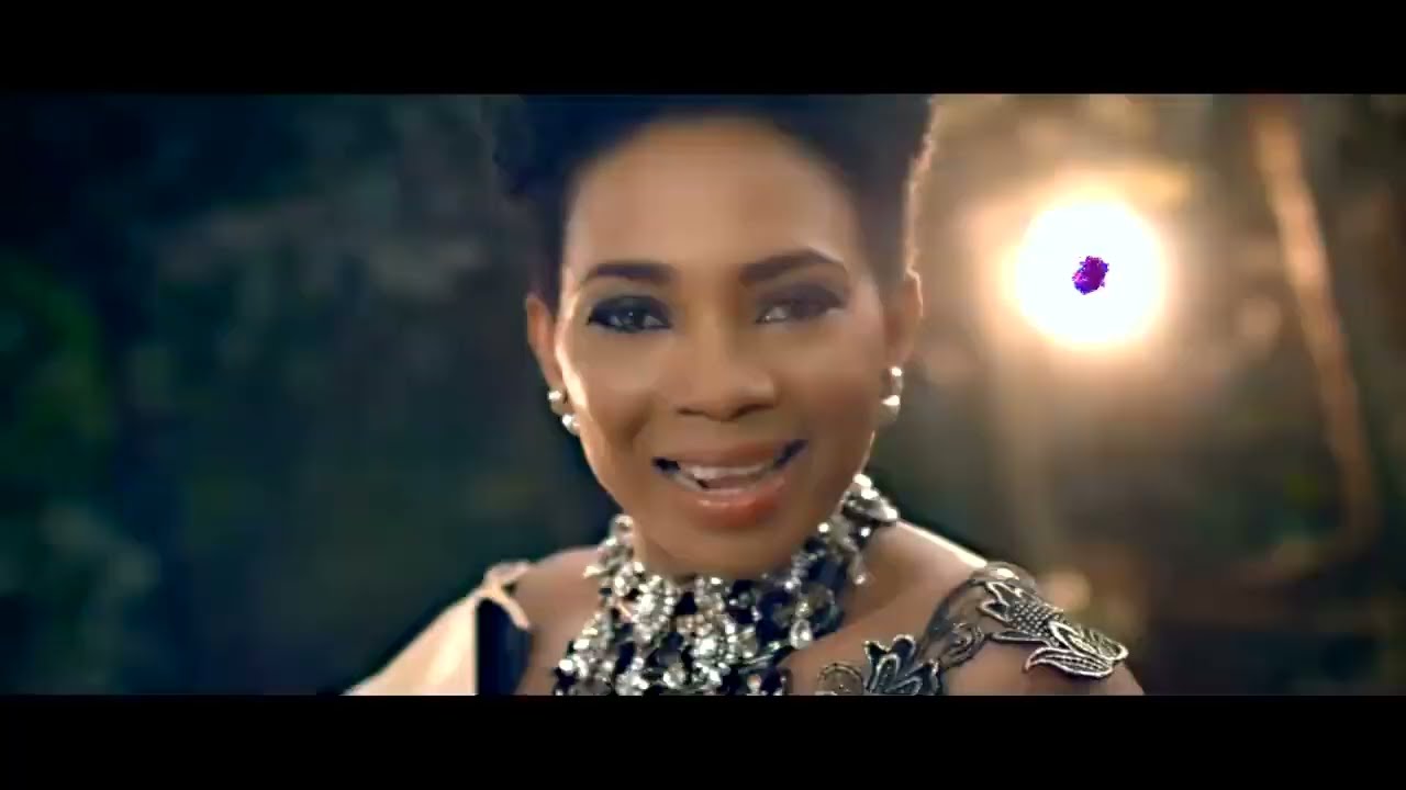 Lady Ponce - Bouge On Voit (Vid&eacute;o Officielle)