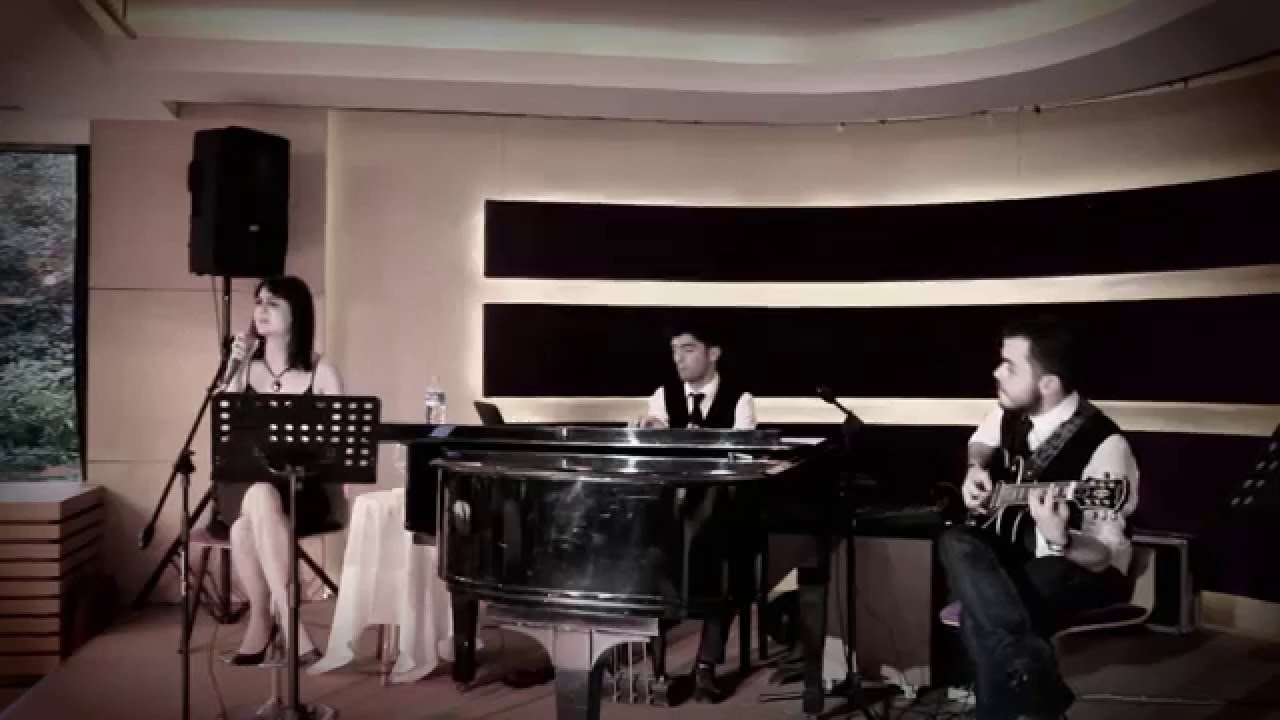 Istanbul Hatirasi (Sezen Aksu Cover) ★ Ayda Tanguner