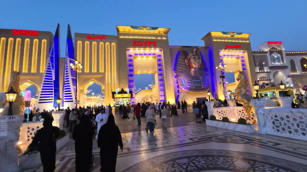Dubai&rsquo;s Global Village Evening Walk &ndash; Festival of Cultures