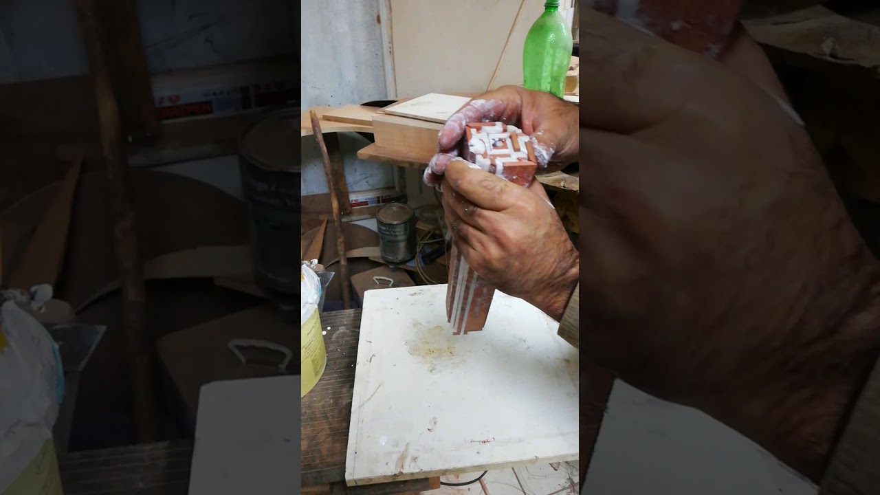 تشكيل رسمه فرزاتشي طاولة موزاييك# على شكل مربعات متعاكسة  Mosaic table in squareform