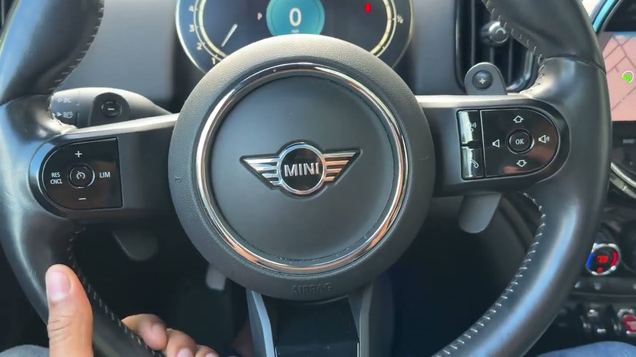 Mini Countryman - How To Adjust Steering Wheel Position