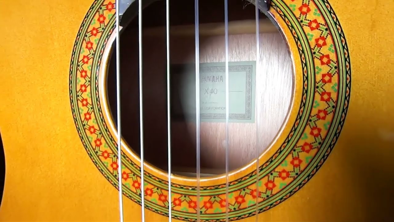 The Perfect Guitars for the Price /Yamaha CX40 Electro Classical / Yamaha C40 M