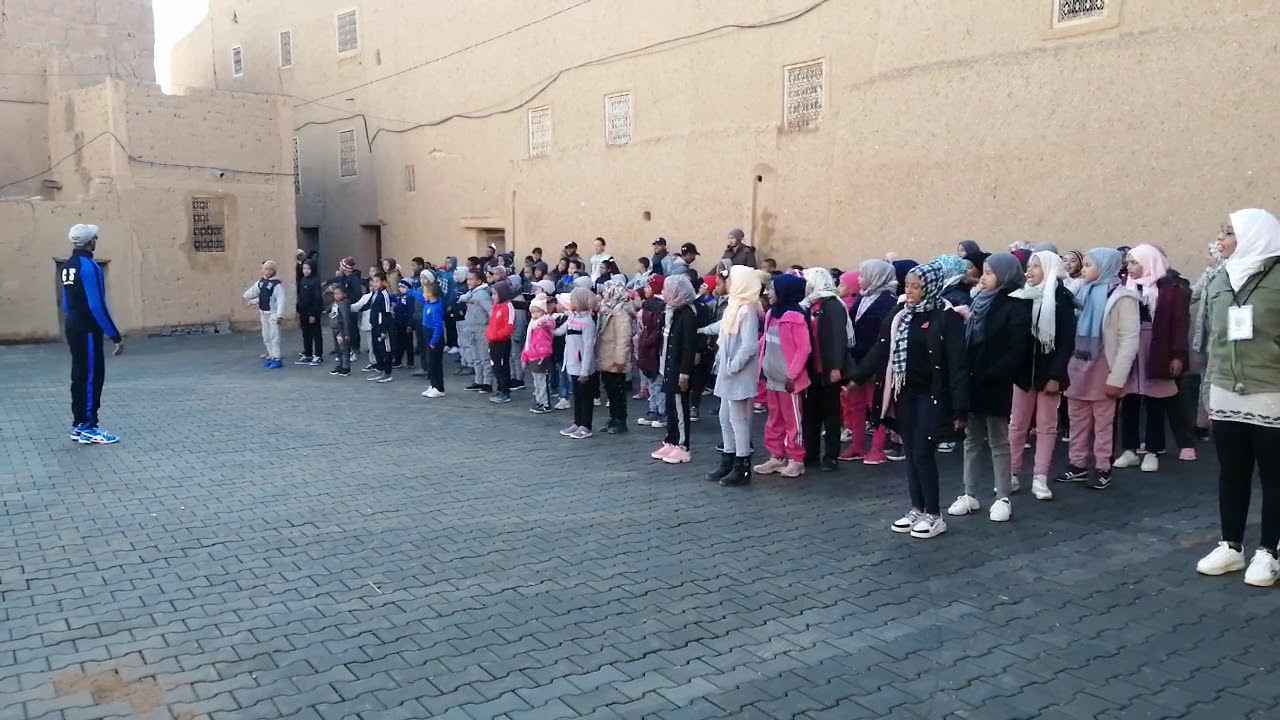 أيوب تيكا في نشيد حركي رائع
