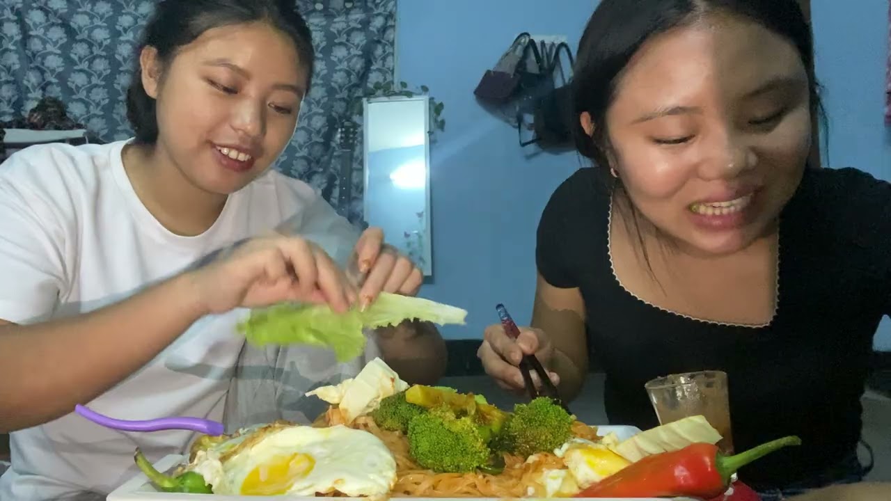 #mukbang #noodles #food #eating #lunch #eatingshow #delicious #yummy 