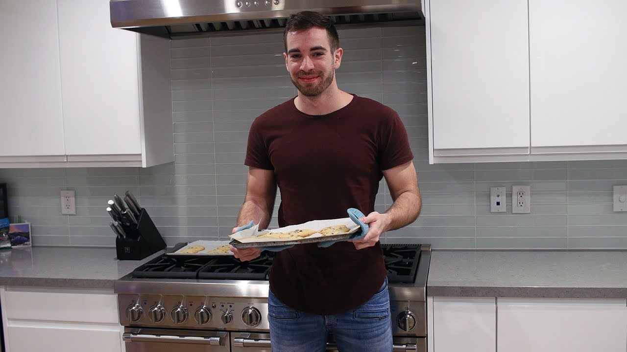 Baking Cookies for Speedy