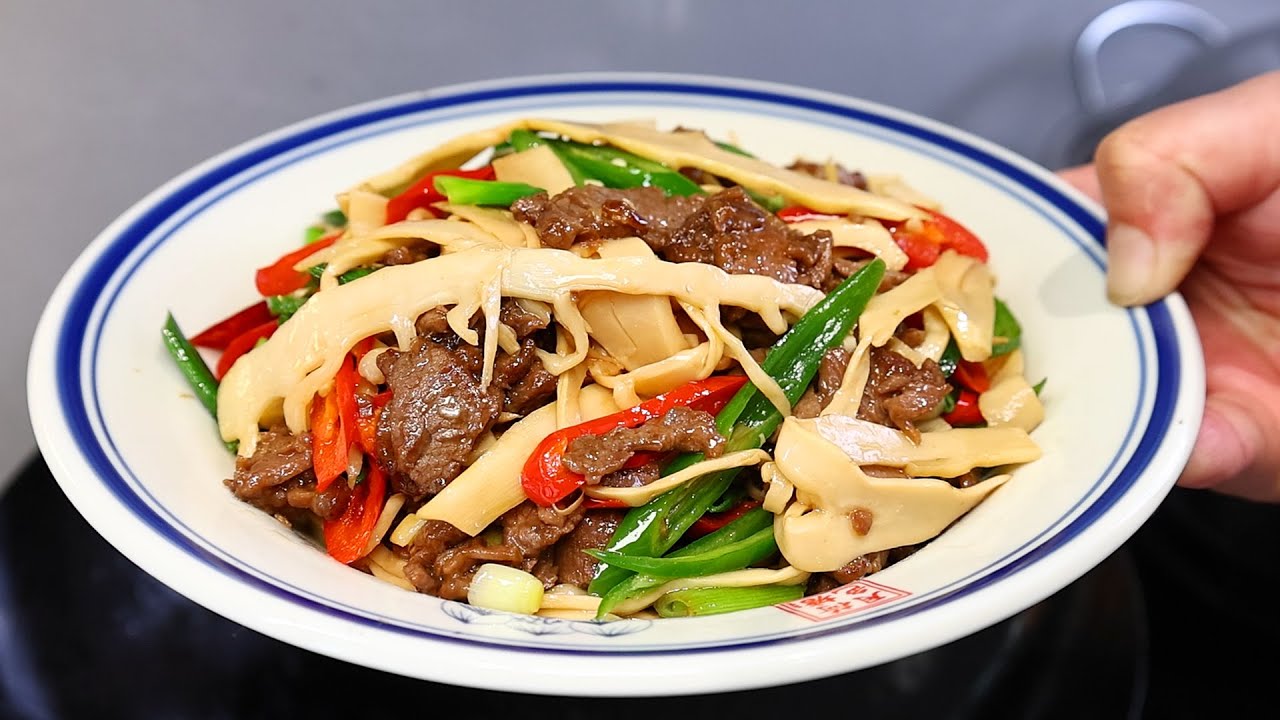 简单的糯米笋炒牛肉就能让家人连吃两碗饭！