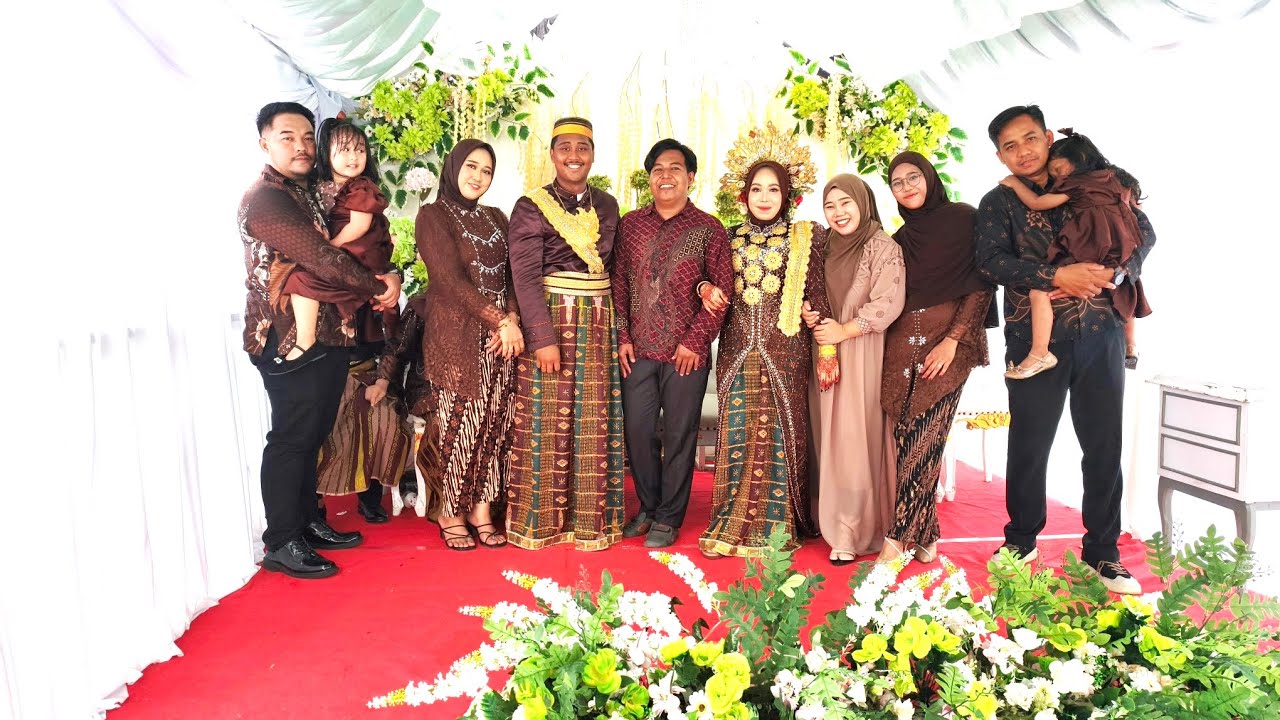 resepsi nikah oliq dan salsa 
