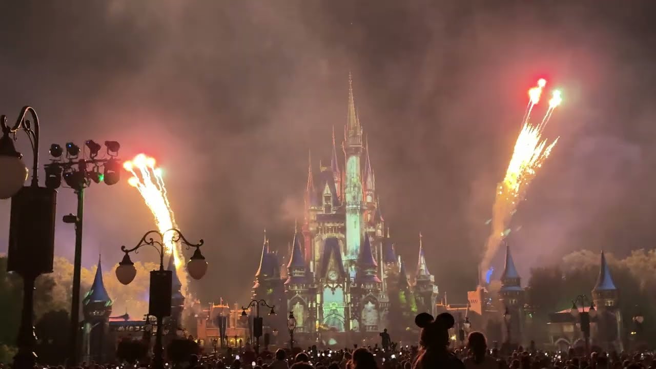 (4K60FPS) Disney World Magic Kingdom 🏝️ Happily Ever After Fireworks 🎆 🍊💙