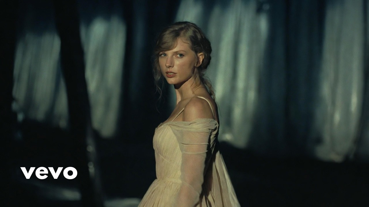 Moon and Star – TAYLOR SWIFT (The Most Emotional Night Sky Love Song OFFICIAL MUSIC VIDEO) MP4