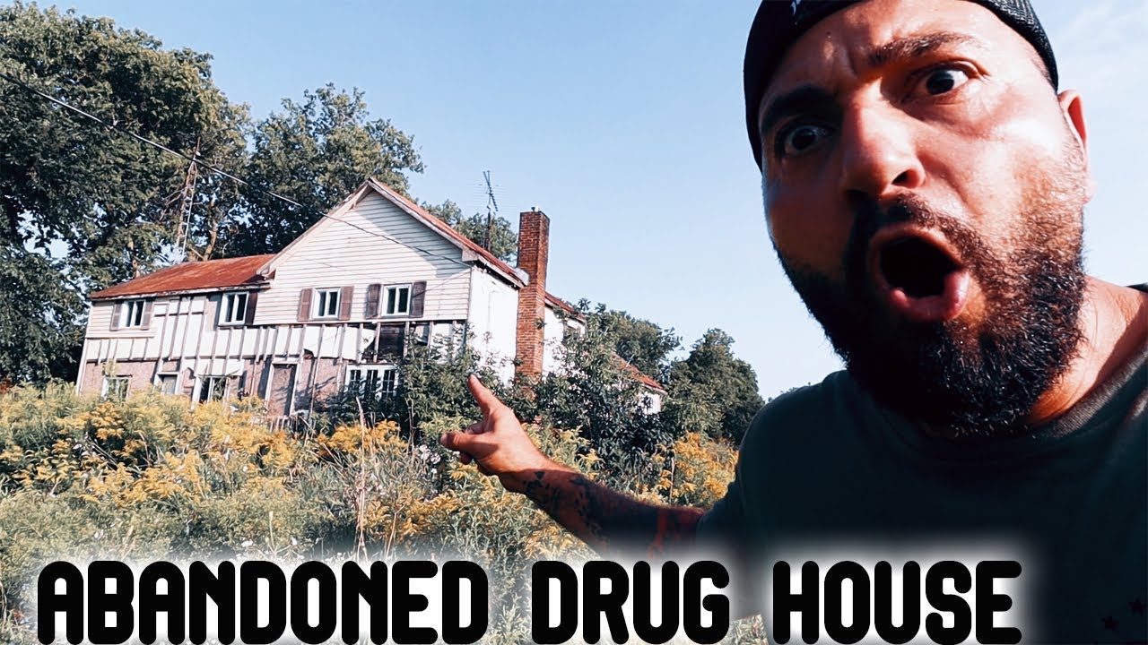 EXPLORING A DRUG DEALERS ABANDONED HOUSE (DRUGS AND COFFIN FOUND)