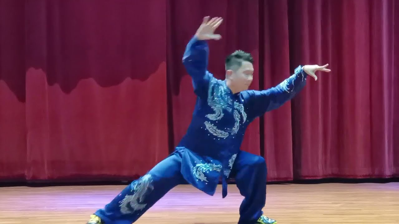 Liu He Ba Fa 六合八法拳 - Master Dr. Royce Ang Boon Seng 洪榅勝博士