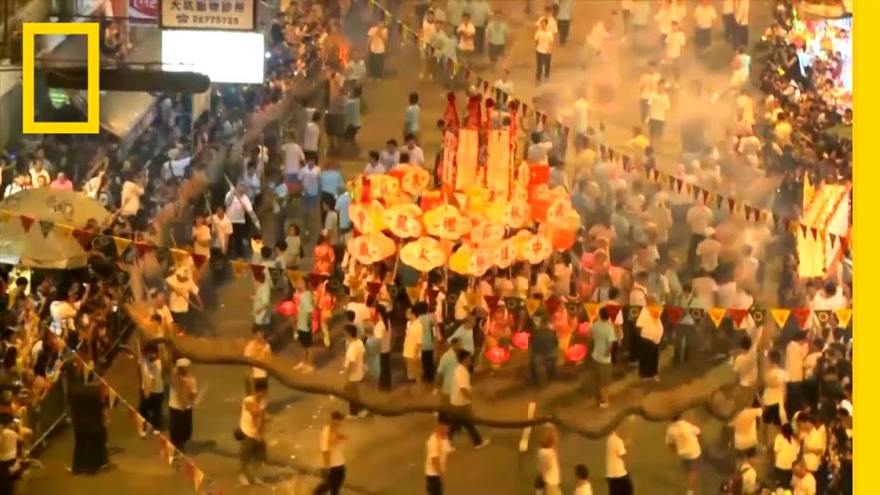 See Hong Kong's Dazzling Fire Dragon Dance | National Geographic