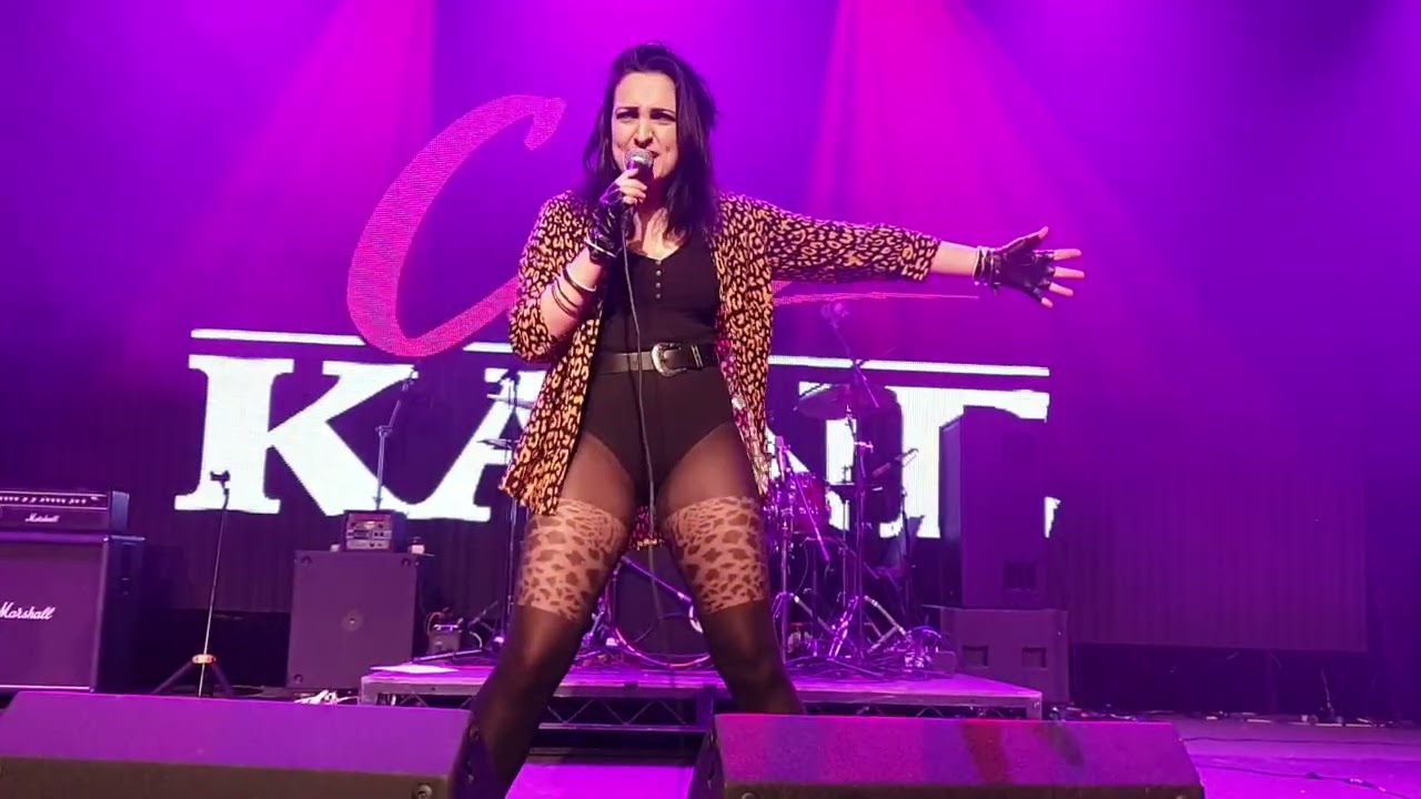 Chez Kane Live at KK's Steel Mill, Wolverhampton 7th May 2022  Get It On