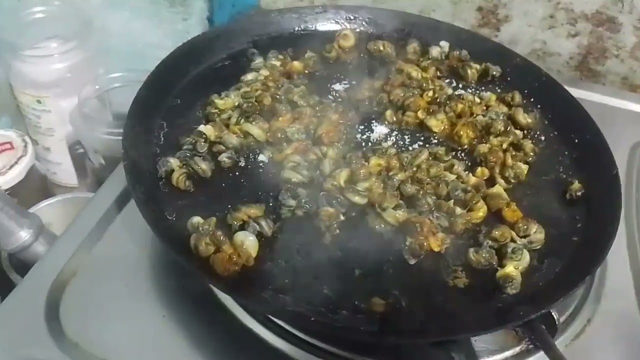 Desi gungi/ Assamese mein bolati hai xamuk/ Aaj banaya 😋#@Baniandmomvlogs 