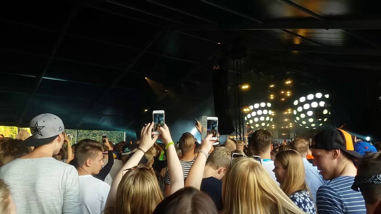 Arttu Lindeman-L&auml;ikkyy LIVE @ Blockfest 2016