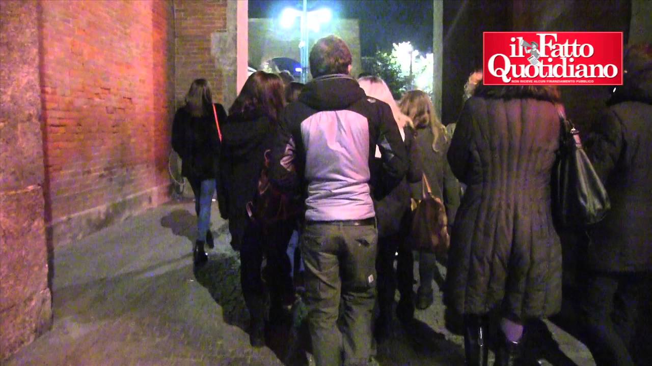 Cocaina a Milano, in tre ore oltre dieci offerte. Il video esperimento nelle zone della movida