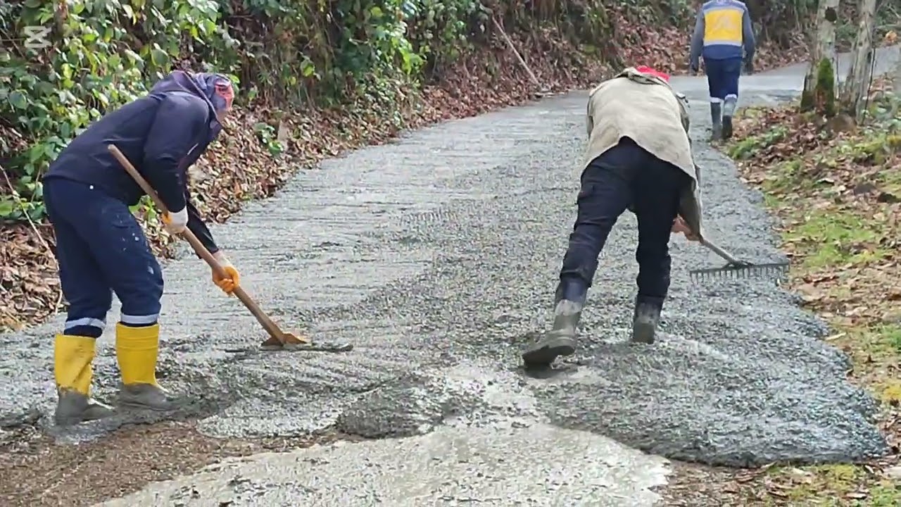 Köyde mahalle yolu be tonlama çalışması