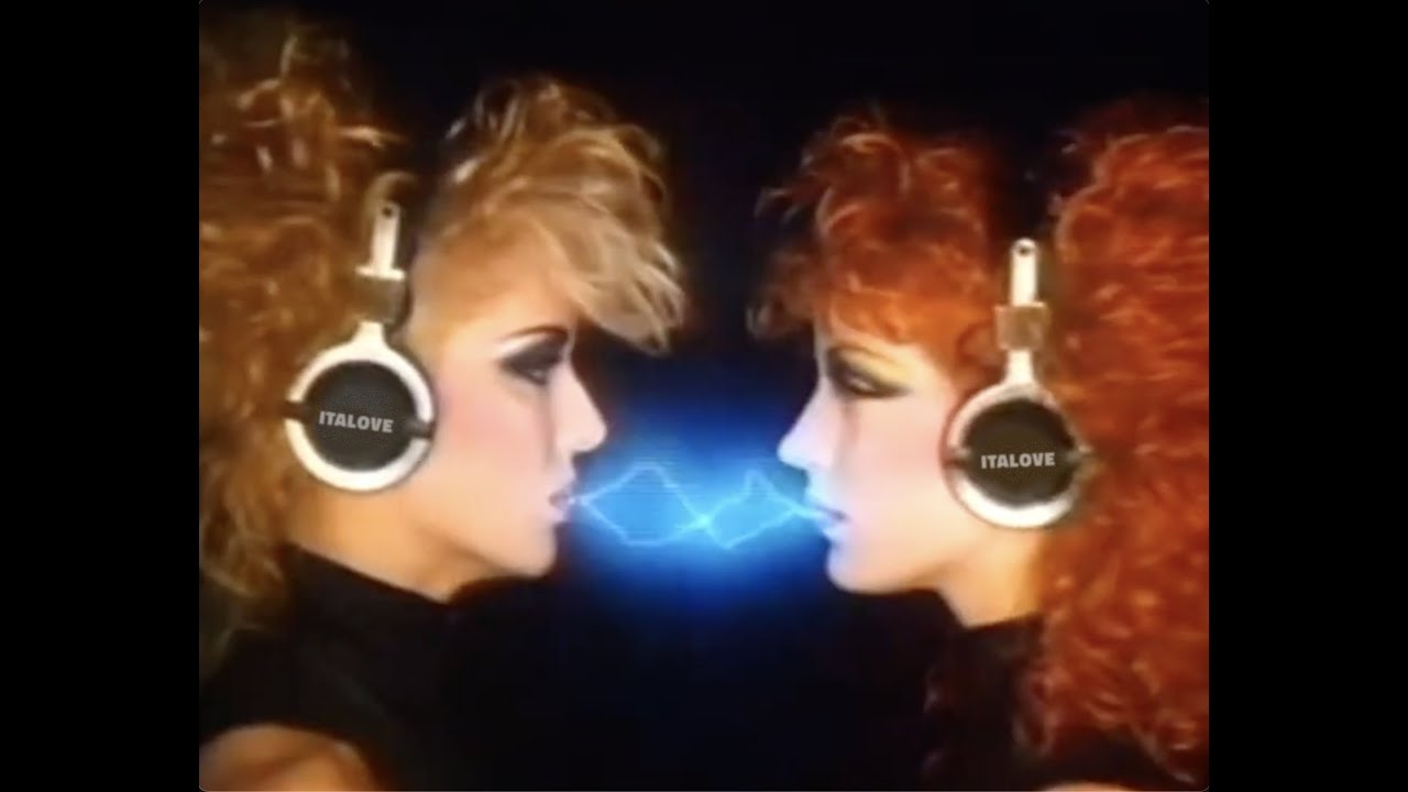 ITALOVE - EXTATIQUE (Man Vs Robot)