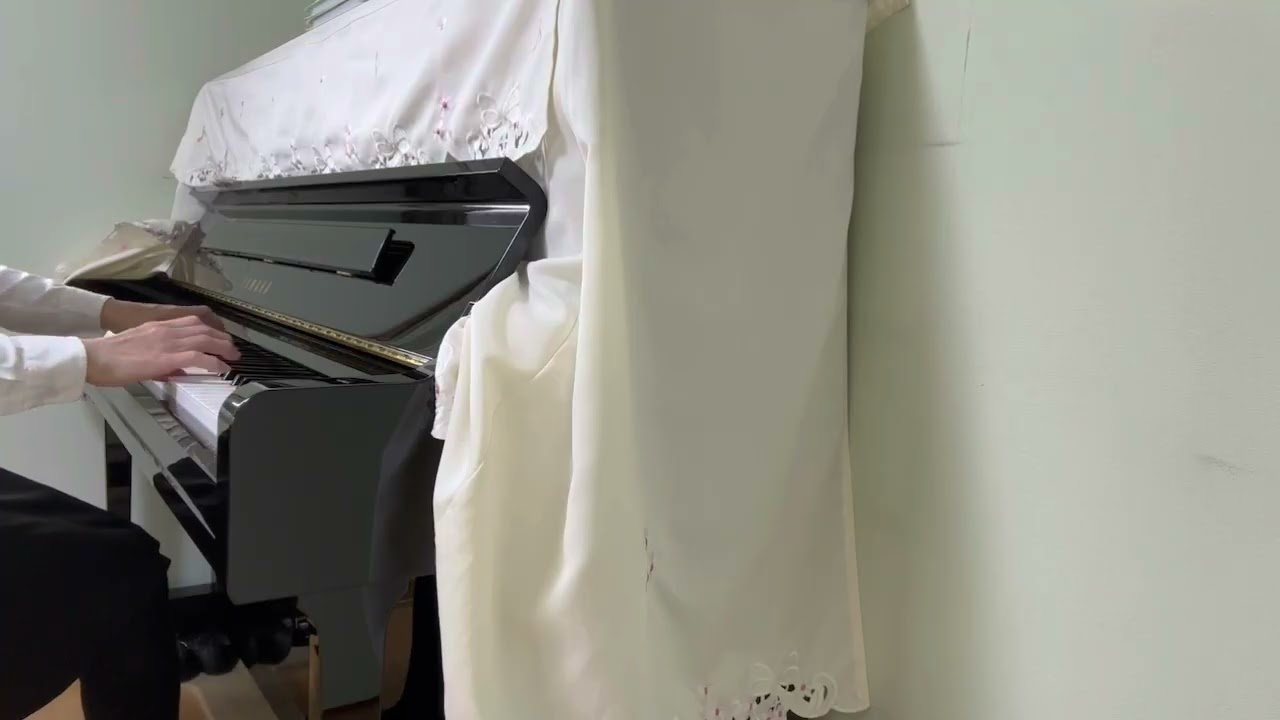 寒い日になりました😨少しだけ弾いて出勤します😱ベートーヴェン🎼ピアノソナタ第８番「悲愴」第3楽章🎼もうすぐですよ💪🏻本番は‼️