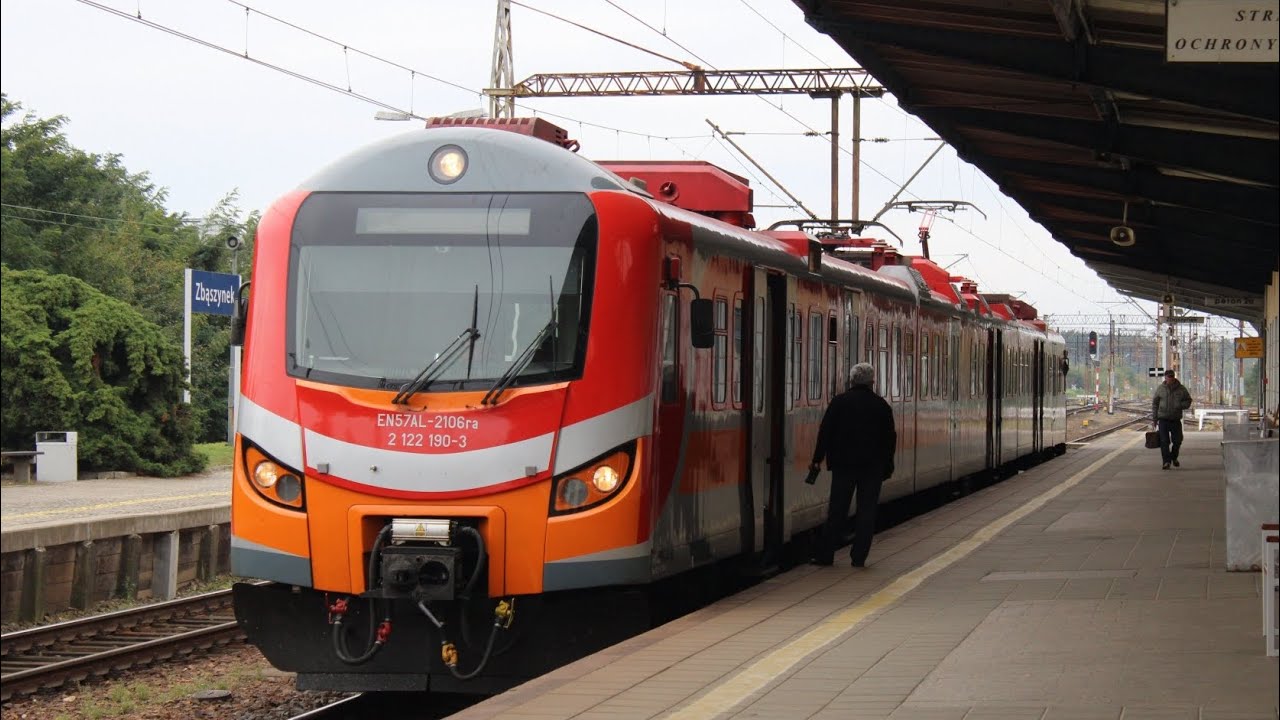 Wjazd I odjazd EN57AL-2106 jako Regio 
