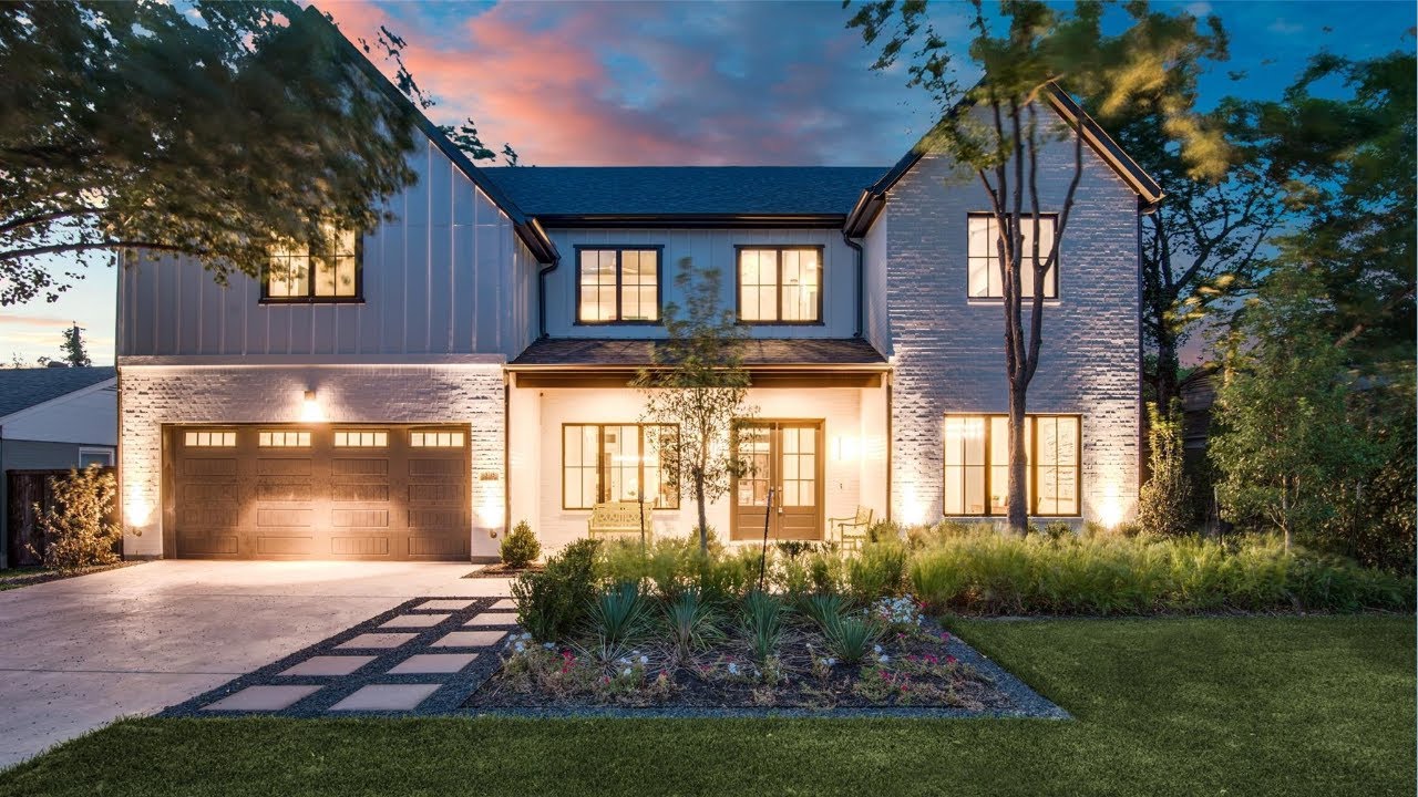 Decorated Luxury Modern Farmhouse in Premier Location of Dallas | New Construction For Sale