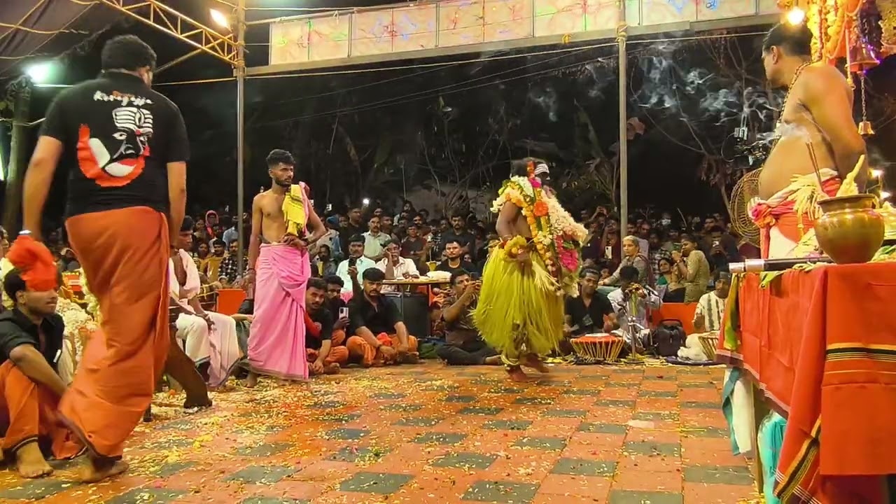 കാന്താര സിനിമയിലെ തെയ്യത്തിനെ കണ്ടിനോ... കൊറഗജൻ തെയ്യം