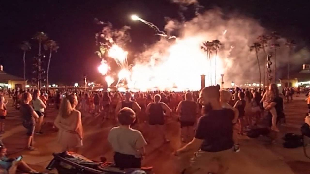 IllumiNations 360° at Epcot