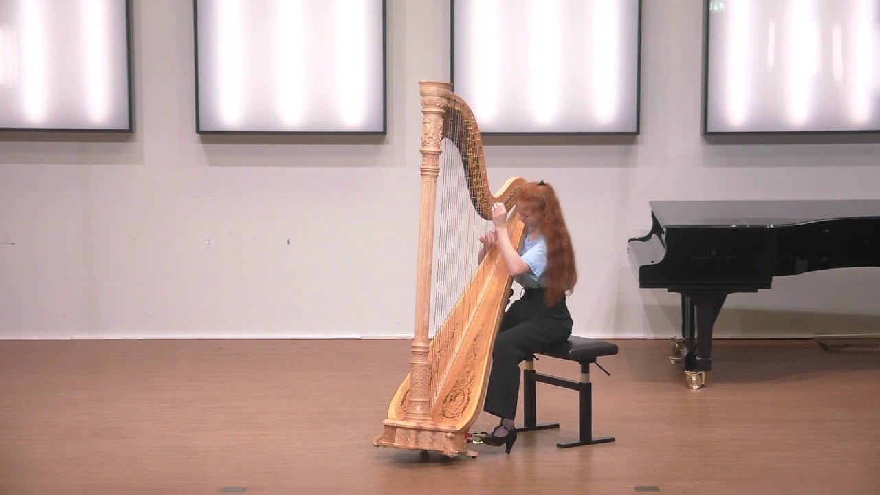 Première Arabesque, Claude Debussy - by Inge van Grinsven on harp