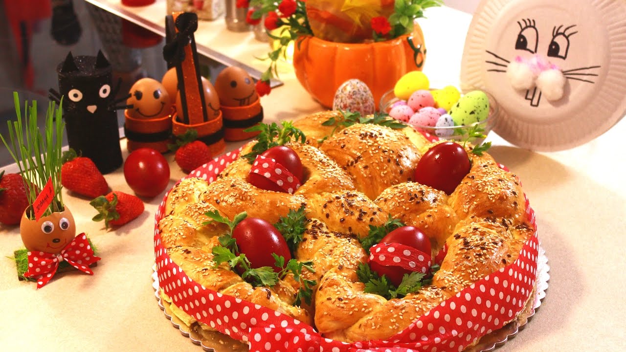 Uskršnja pletena pogača sa jajima - Easter Bread