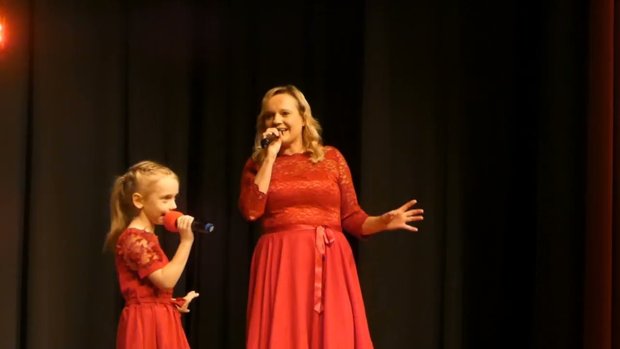 Sabine Elara & Sarah - In der Weihnachtsbäckerei / Schneeflöckchen Weißröckchen