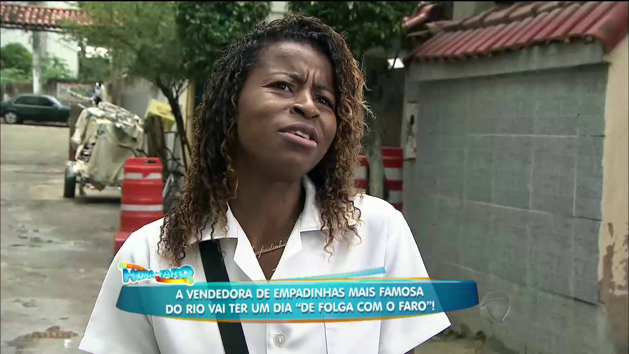 De Folga com Faro: vendedora de empadas é levada para conhecer os estúdios de Os Dez Mandamentos