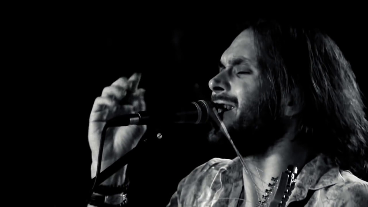 Dirty Sound Magnet - Ecstasy of God (live in Budapest)