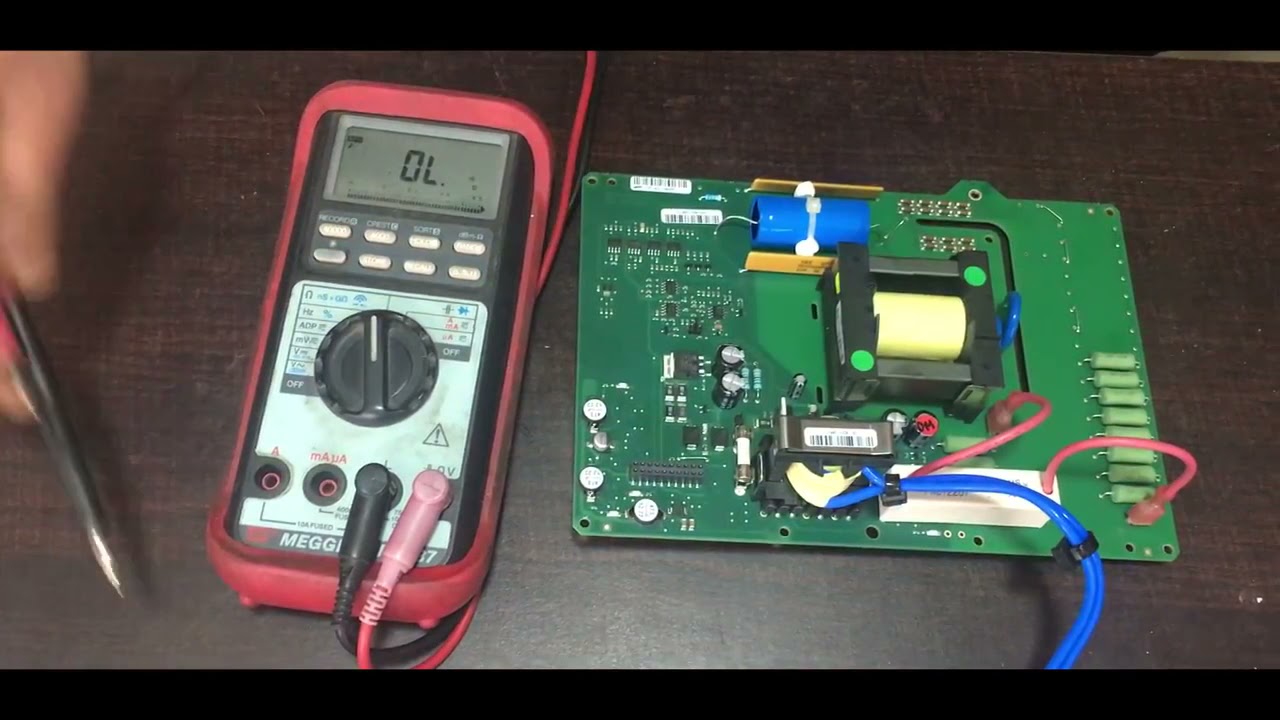 Megger Service Training   MIT525  Error 10   Cause 1   Faulty fuse
