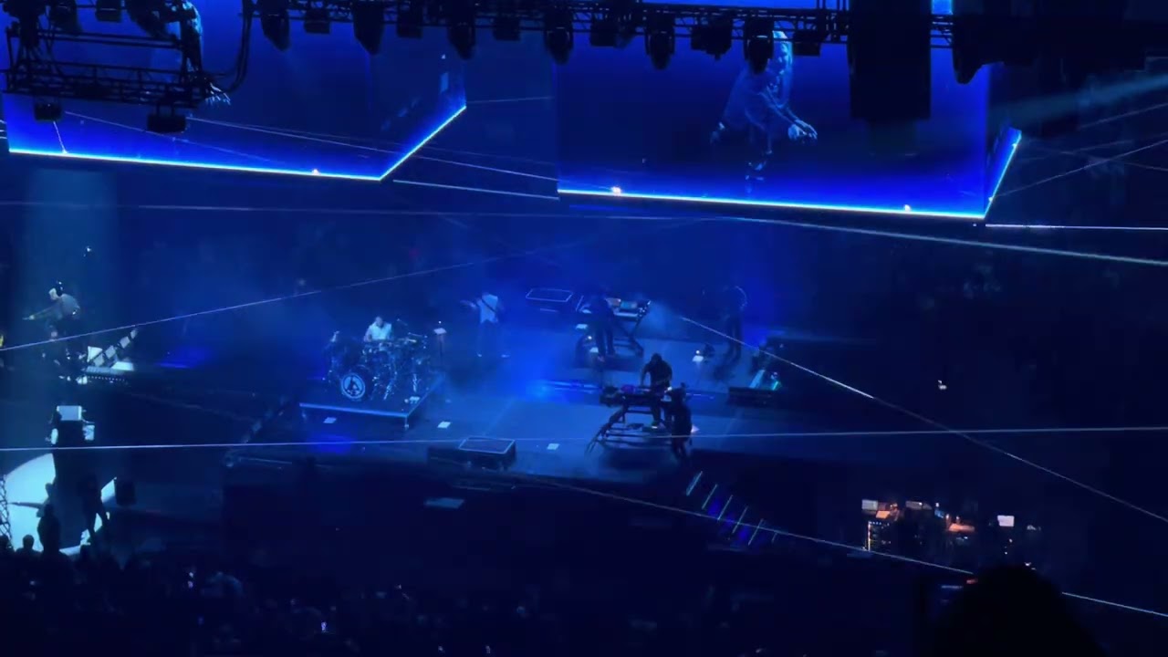 Linkin Park - Numb ( Johnny Cash country intro / outro ) [ Live 08.21.25 ] Nashville, TN