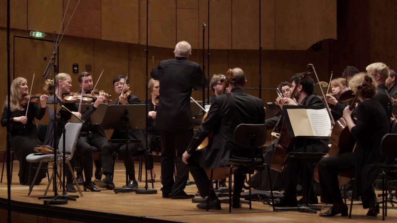 W. A. Mozart: Marsch D-Dur & Haffner-Serenade D-Dur / Stuttgarter Kammerorchester & Thomas Zehetmair