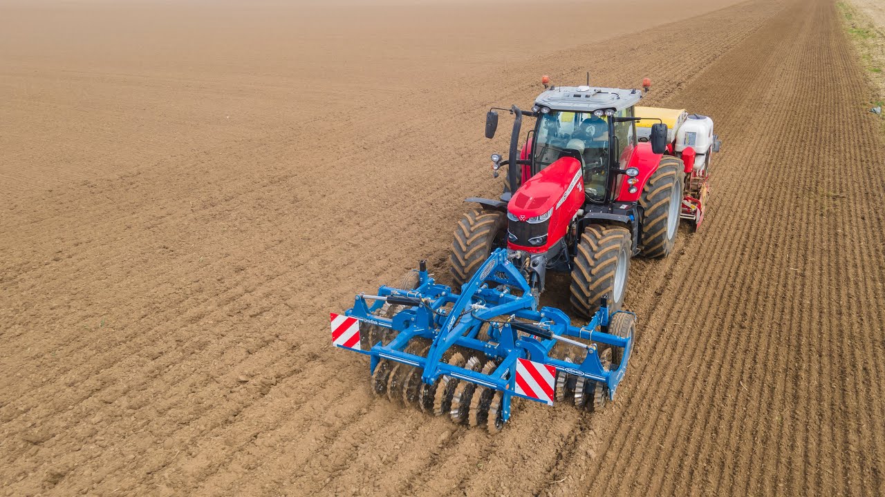 Une nouveauté Bonnel au semis de lin 2024! 🚜