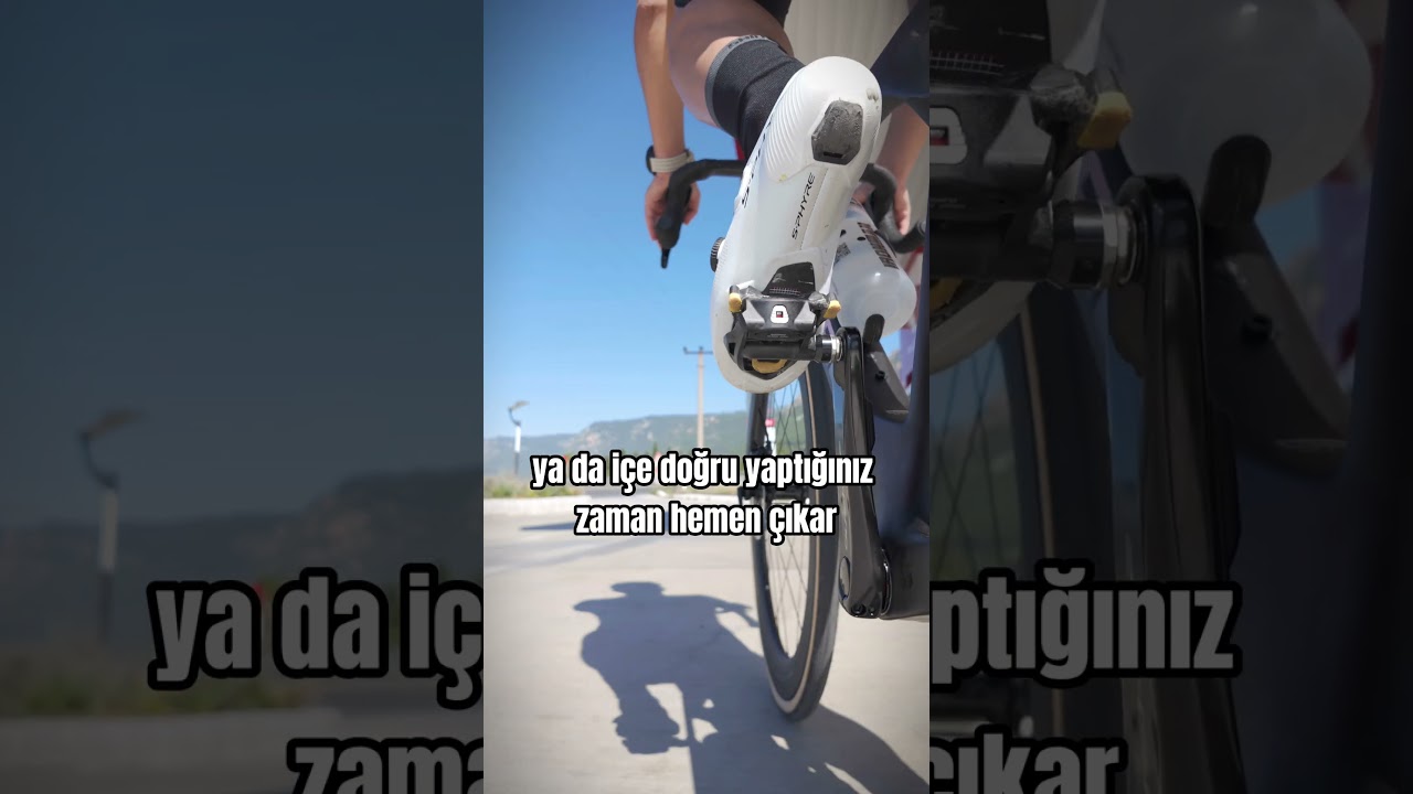 Bisiklette kilitli pedal nasıl takıp &ccedil;ıkartılır? #asladurma #bisiklet #kilitlipedal