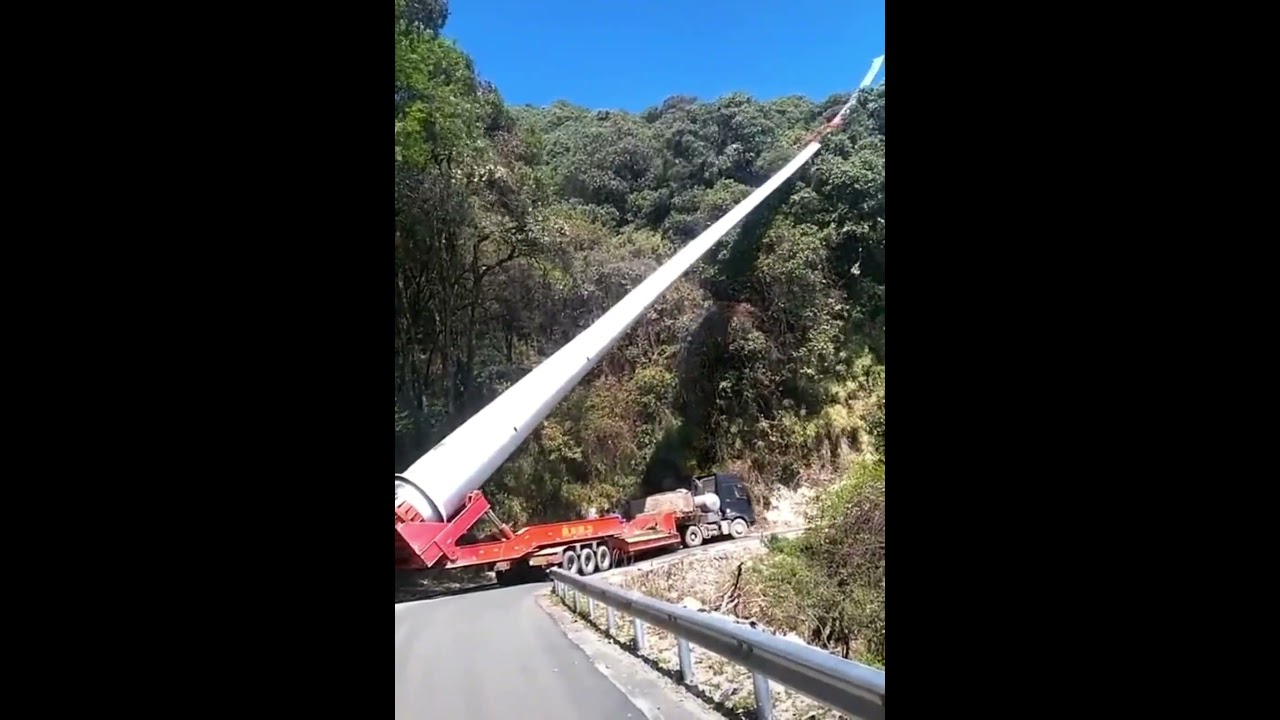 Transporting turbine blade