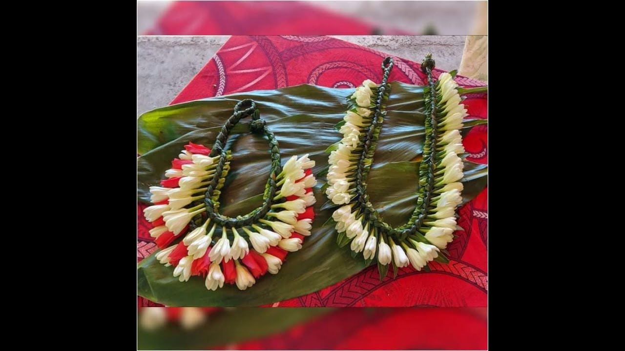 une femme vertueuse tahitienne / ses parures végétales