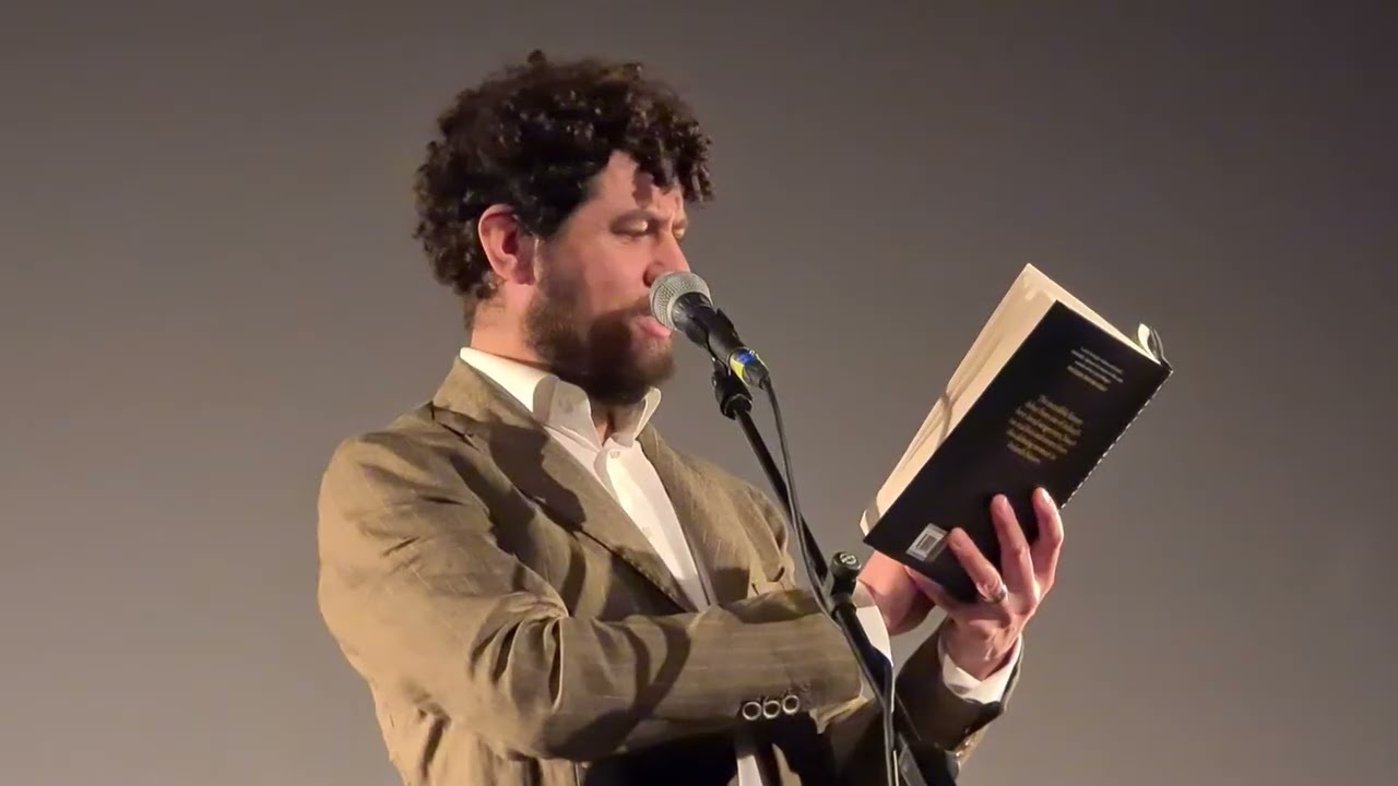 Declan O'Rourke reading 'The Pawnbroker's Reward', Abbeydale Picture House, Sheff, Mon 8 Nov 2021