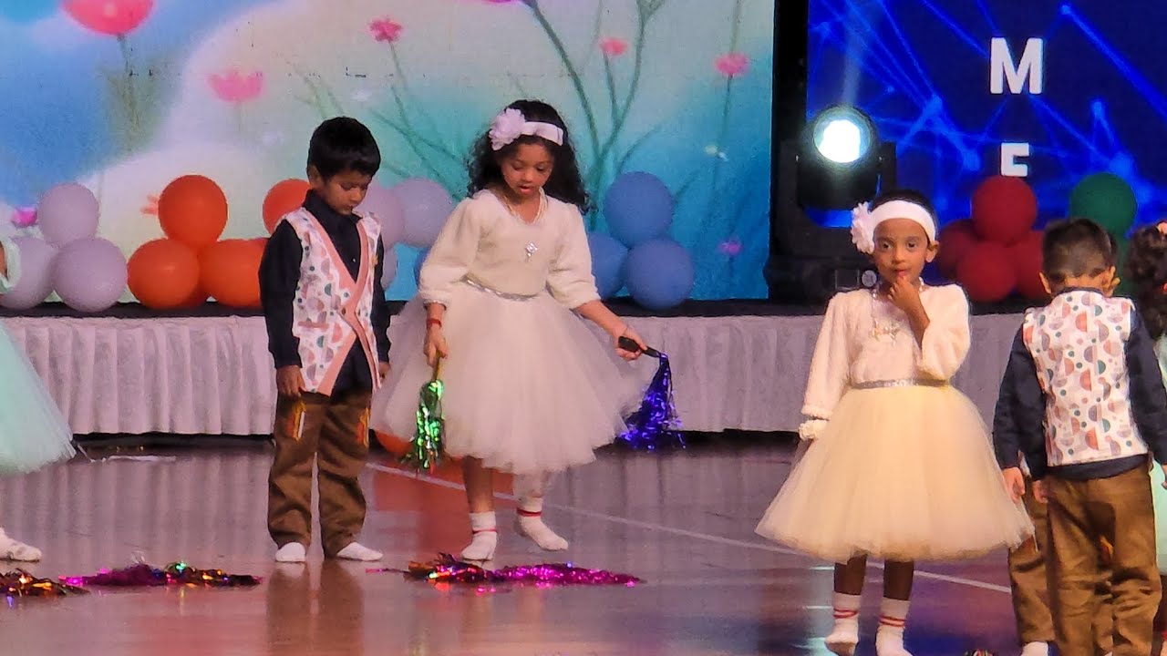 My school annual day celeb's  💃snacks n more  #annualday #bachpanplayschool #nursery #dance #celeb's