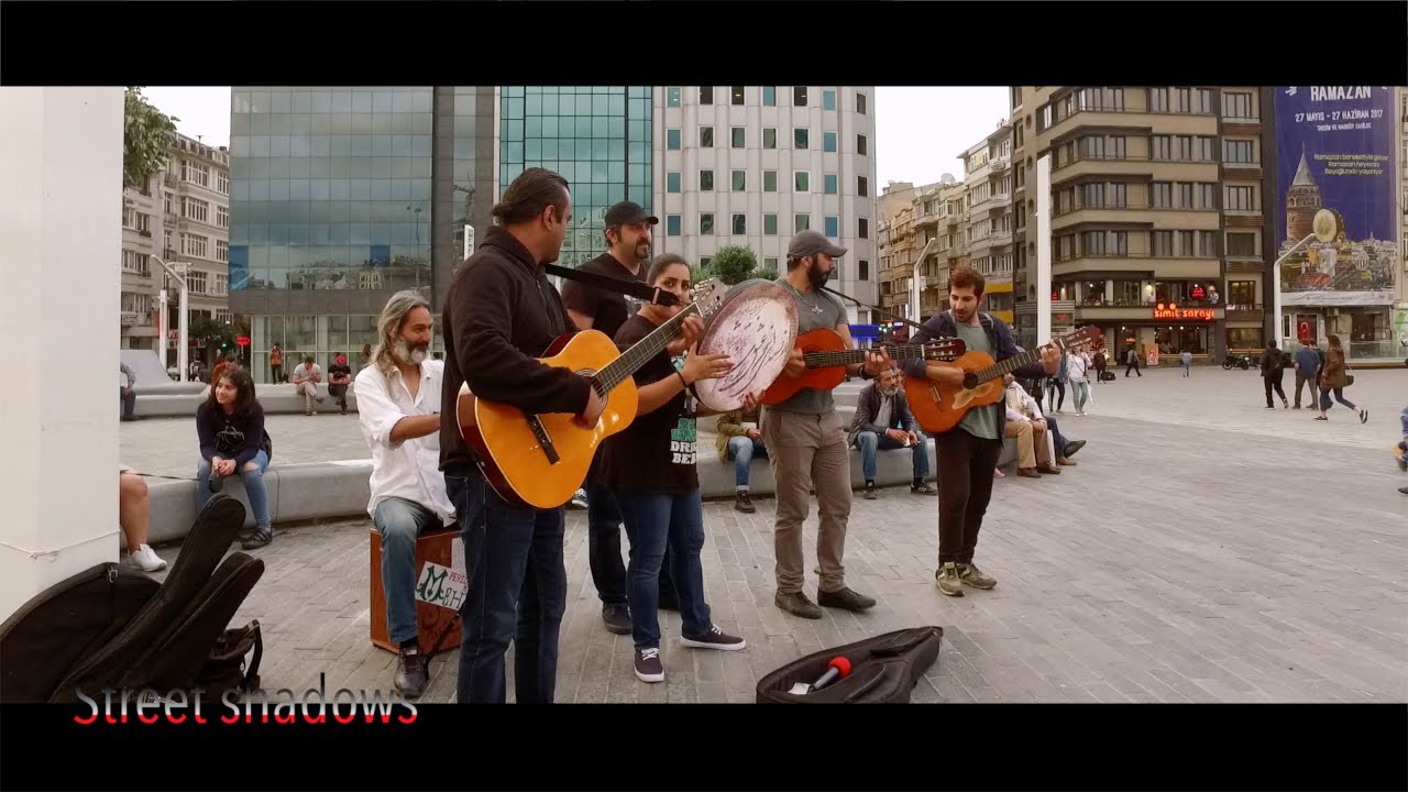 Istanbul, Taksim musician, Persian music