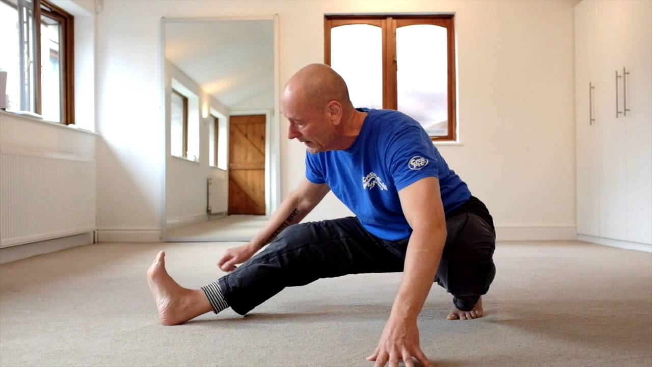 Казак с гнутыми ногами