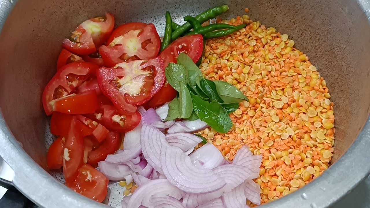 Hyderabadi Khatti Dal💚/Authentic dal recipe/patli dal/khatti dal ki recipe by yusra's recipe in urdu