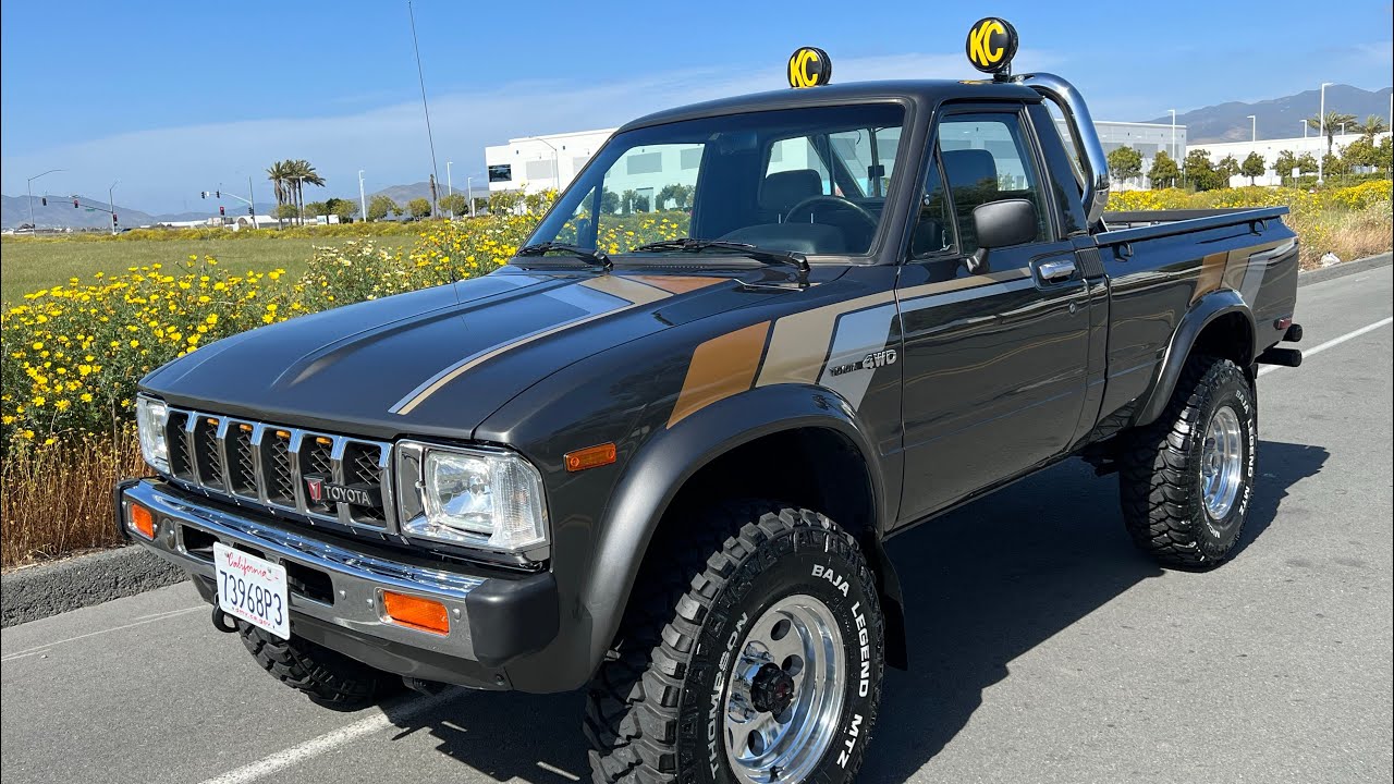 1983 Toyota Pickup 4WD short Bed Restored