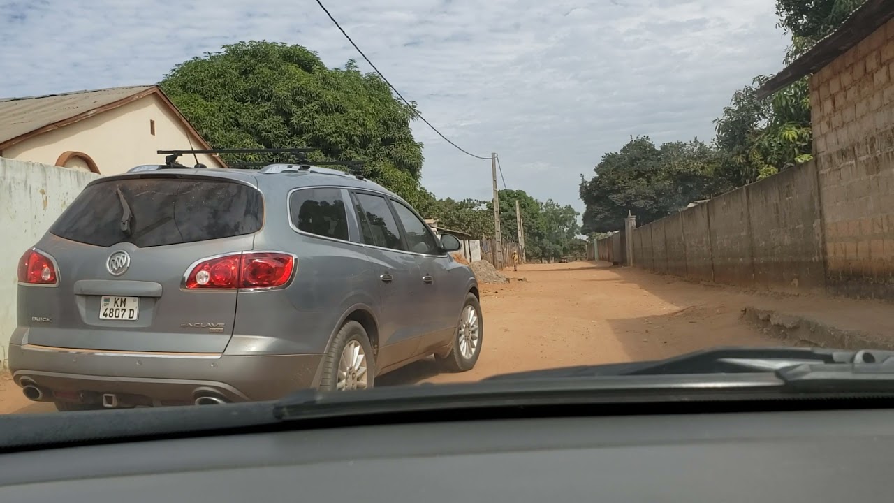 The Gambia: Drive to Pirang