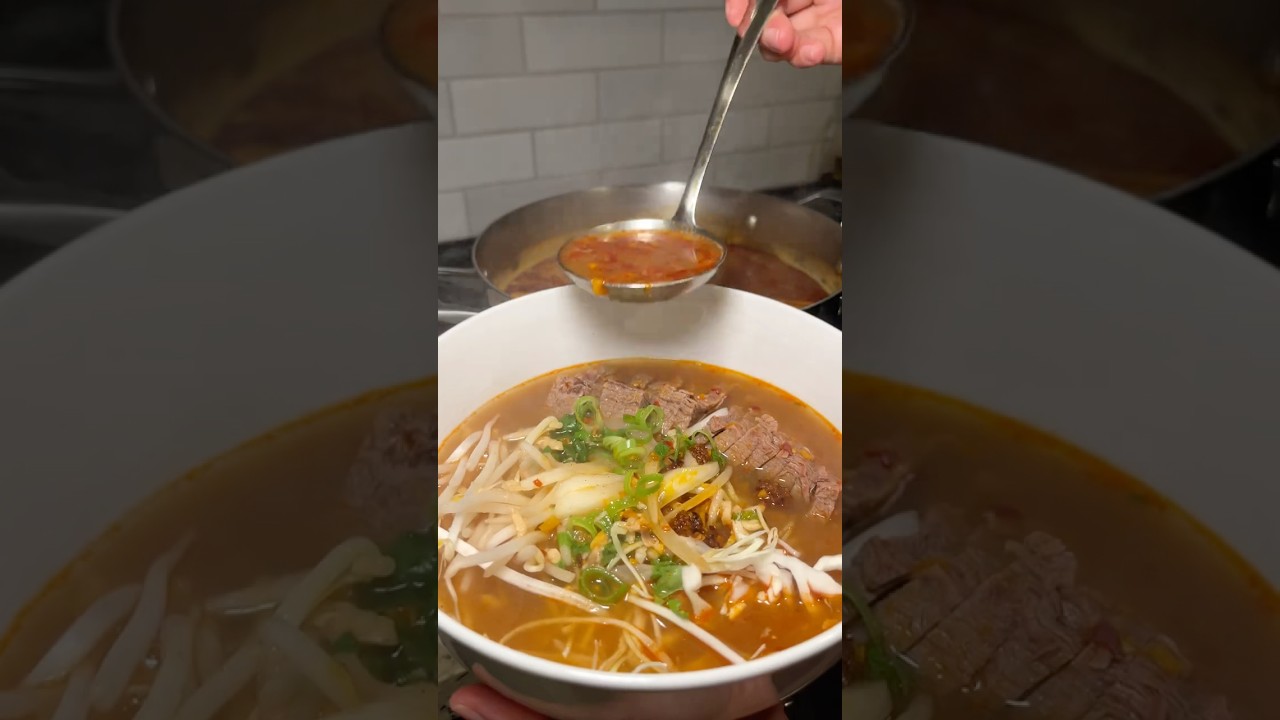 Making Bun Bo Hue!! #b&uacute;nb&ograve;huế #vietnamesefood #noodles #cookwithme