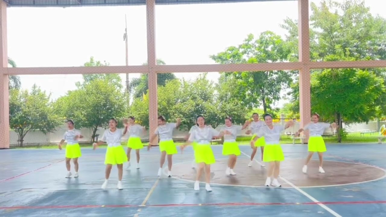 การประกวด“ไลน์แดนซ์ (Line Dance)
