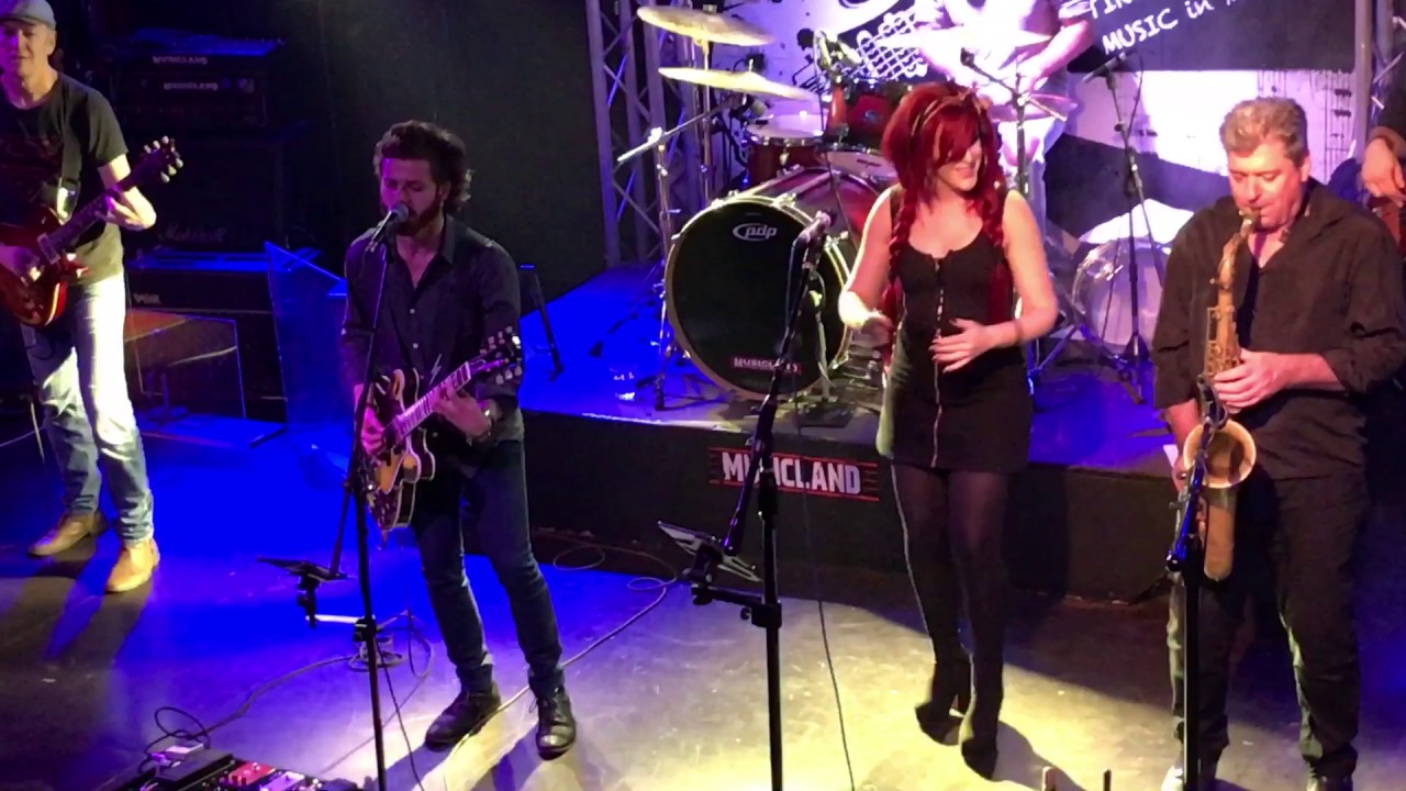 Aaron Schembri & band - Sweet Little Rock 'N Roller (Chuck Berry Tribute)
