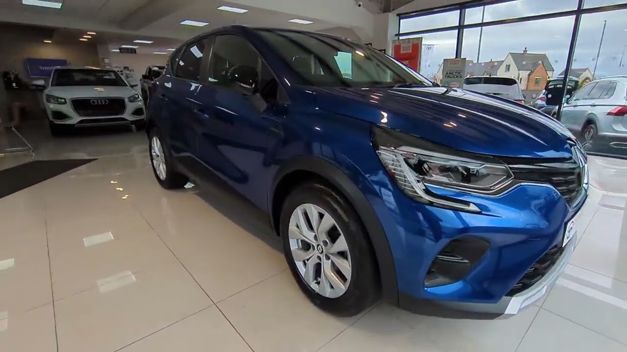 2022 Renault Captur Iconic @ John Barr Cars, Antrim